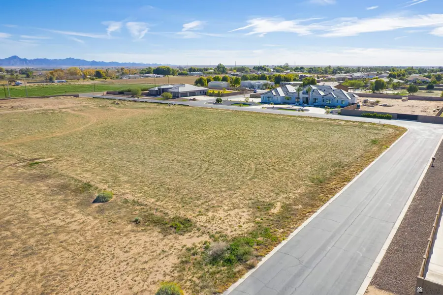 12642 W TINSLEY AVE, Yuma, AZ 85365 - Image #2