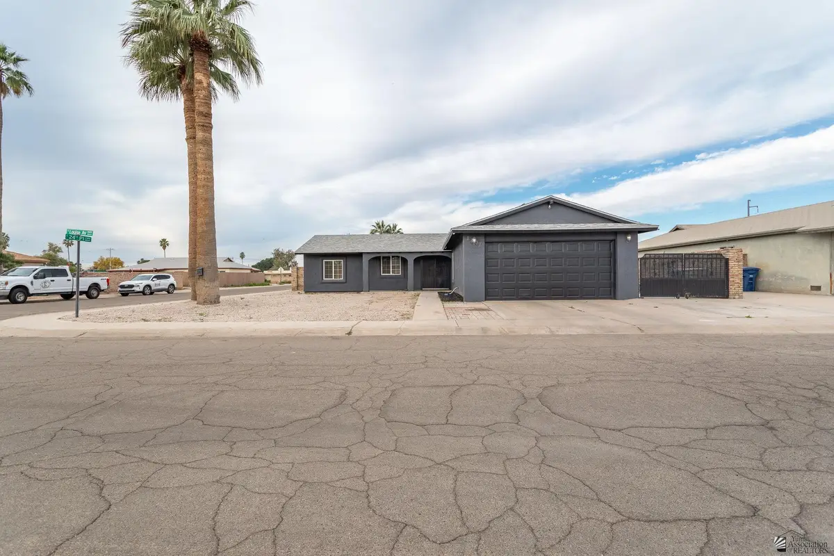 2437 S LOUISE AVE, Yuma, AZ 85365 - Image #1