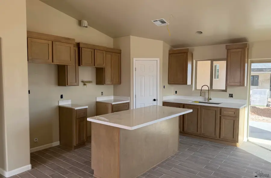 10544 E 45 ST, Yuma, AZ 85367 - Image #2