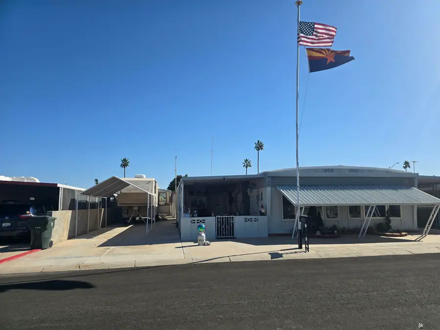 3413 S KINGS CT, Yuma, AZ 85365 - Image #2