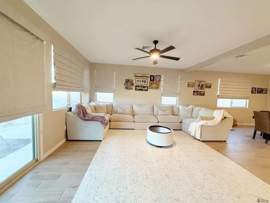 3526 S ELLIOTT WAY, Yuma, AZ 85365 - Image #3