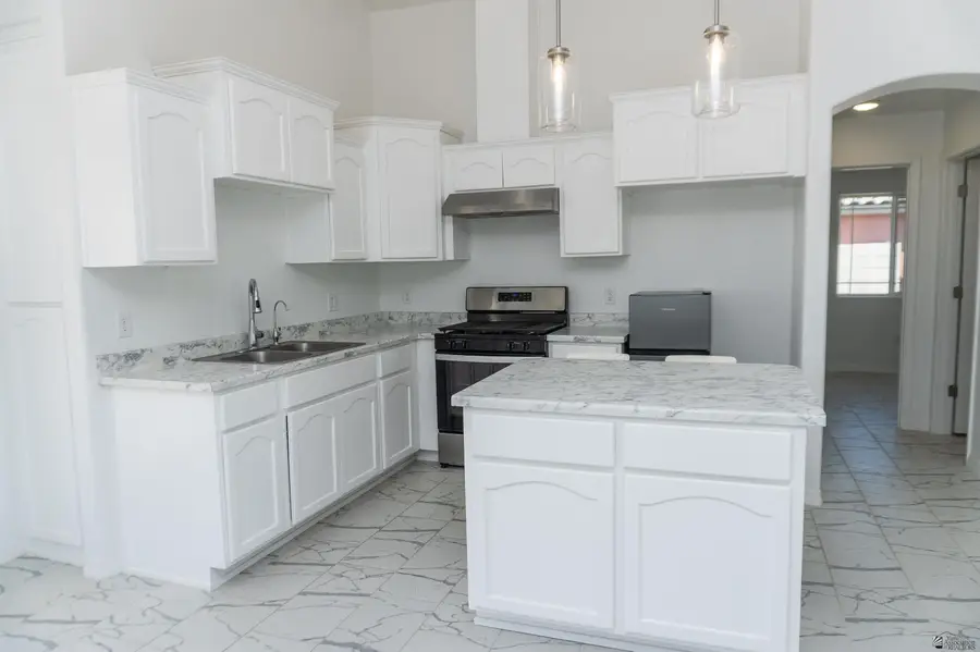 3805 E SANTA ROSALINA LN, San Luis, AZ 85336 - Image #3