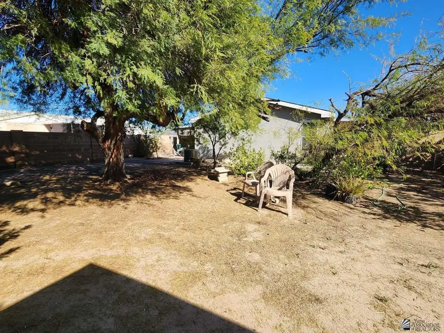 10218 S CYCLONE AVE, Yuma, AZ 85365 - Image #3