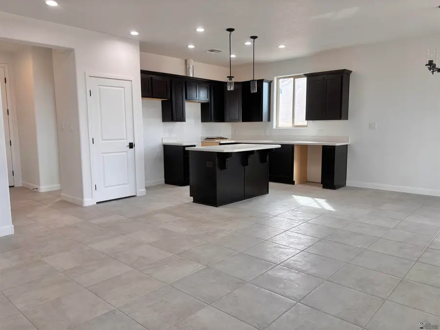 3410 E Albatross Dr, Yuma, AZ 85365 - Image #3