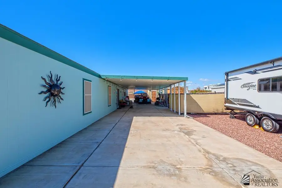 10154 S SUMMER AVE, Yuma, AZ 85365 - Image #3