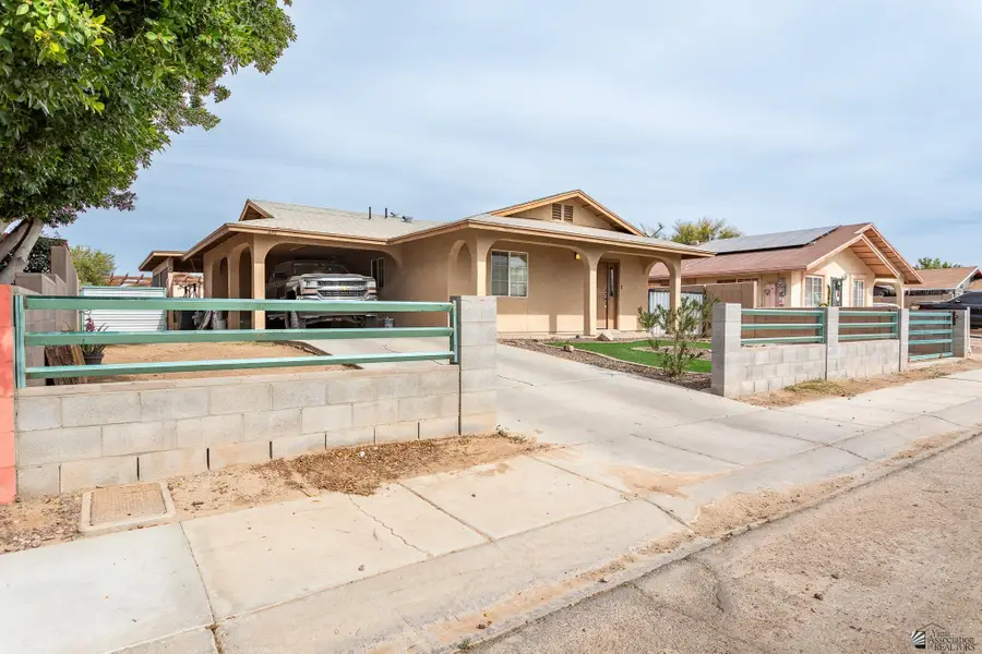 866 W PALO VERDE ST, Somerton, AZ 85350 - #3