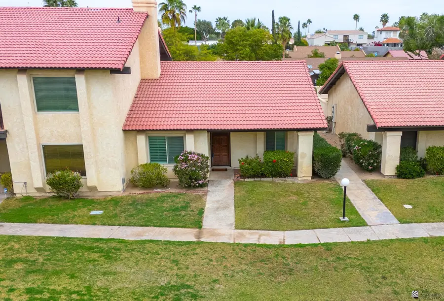 2045 S 14 AVE, Yuma, AZ 85364 - #3