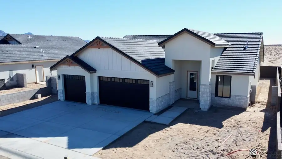 11395 E 42 ST, Yuma, AZ 85367 - #2