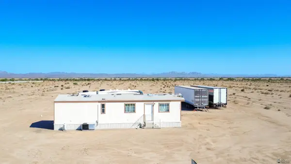27230 E COUNTY 13 3/4 ST, Wellton, AZ 85356