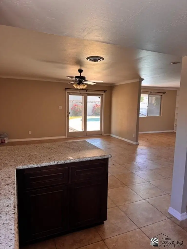 1417 E PALO VERDE ST, Yuma, AZ 85364 - #3