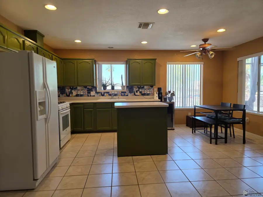 13527 E 53 LN, Yuma, AZ 85367 - #3