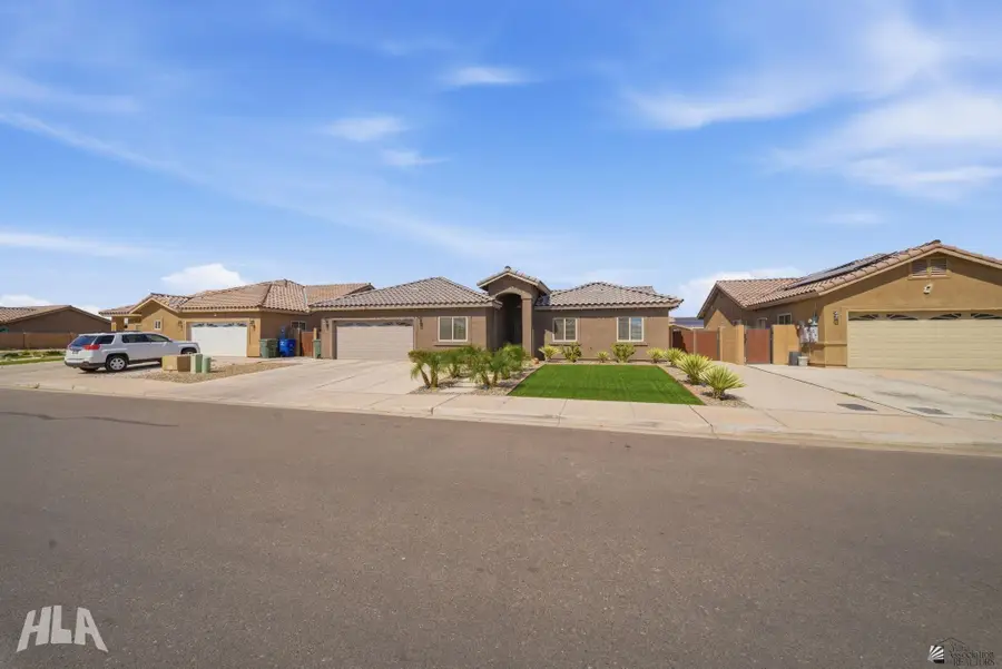 4172 W 27 LN, Yuma, AZ 85364 - #2