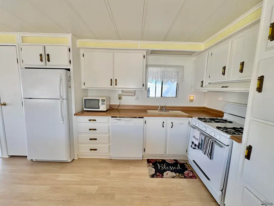 1188 S 20 AVE, Yuma, AZ 85364 - #2