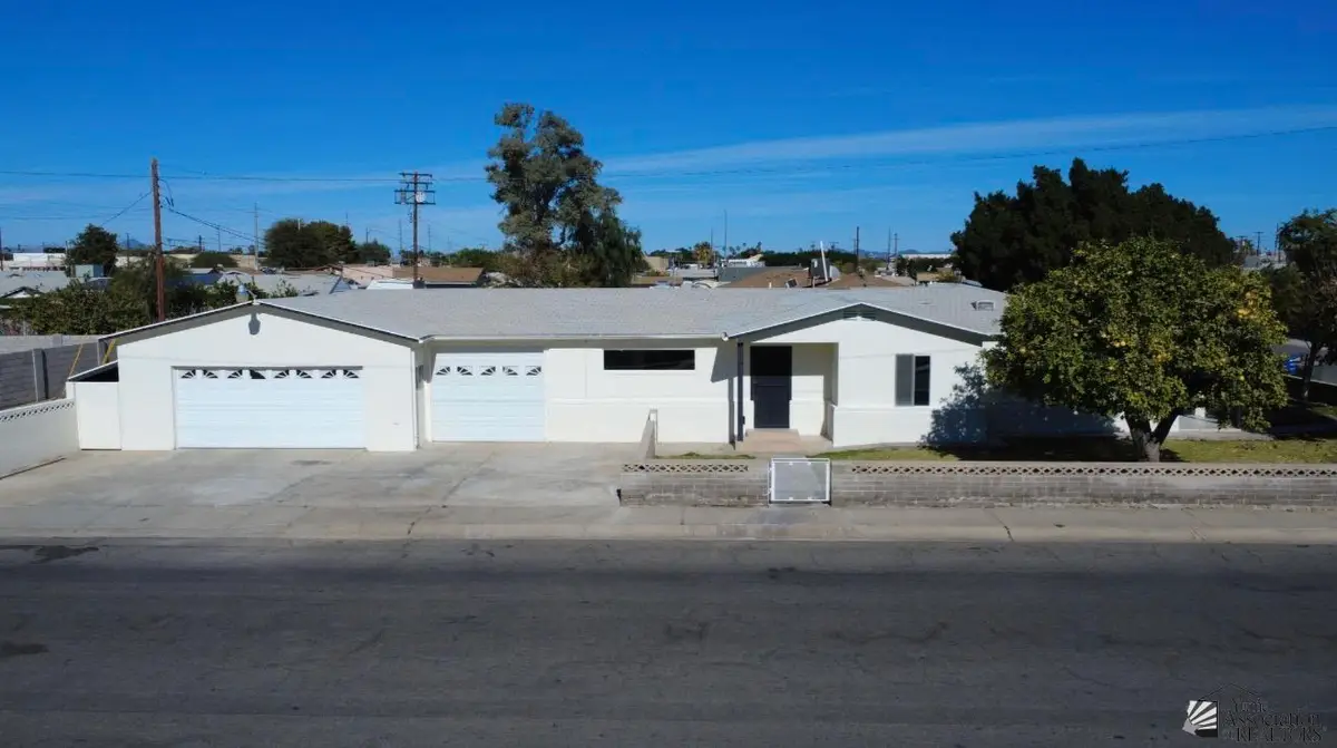 2536 S 7 AVE, Yuma, AZ 85364 - #1