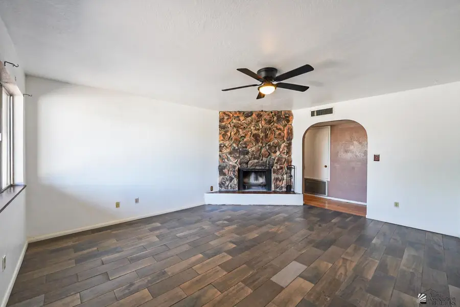2464 S 6 AVE, Yuma, AZ 85364 - #2