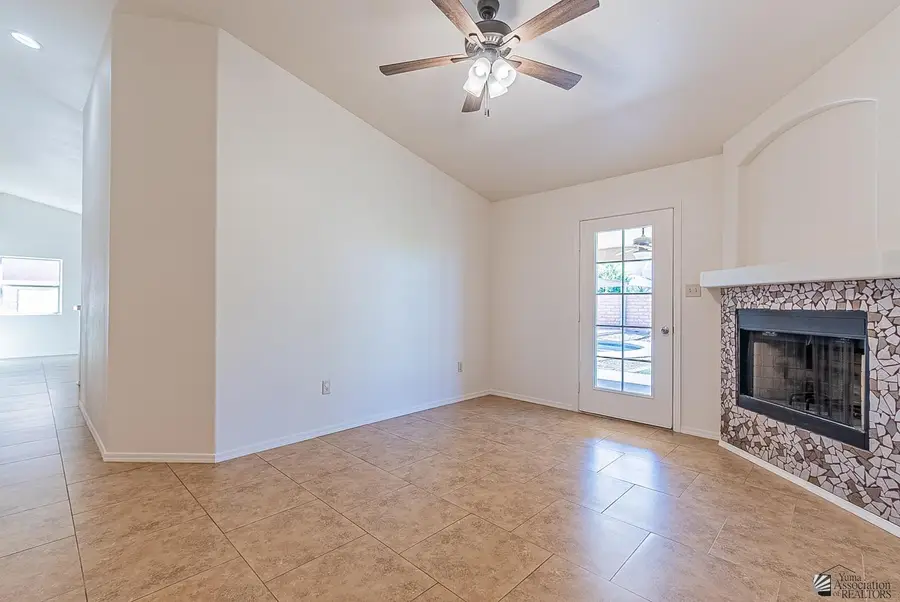 2255 W 22 PL, Yuma, AZ 85364 - #3
