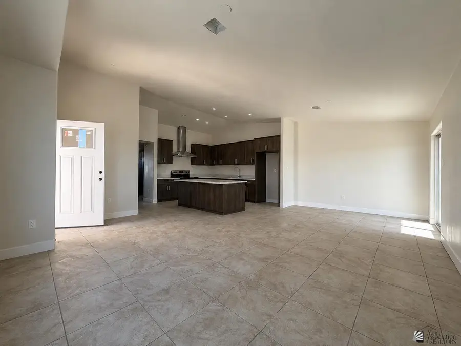 10709 E 45 ST, Yuma, AZ 85367 - #3