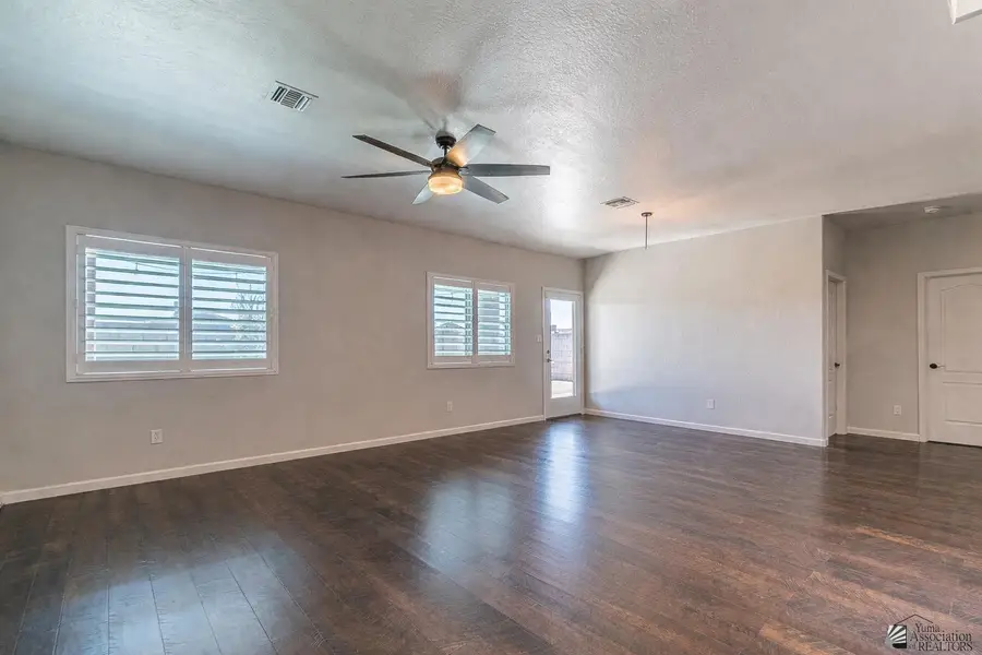 7881 E 43 LN, Yuma, AZ 85365 - #2