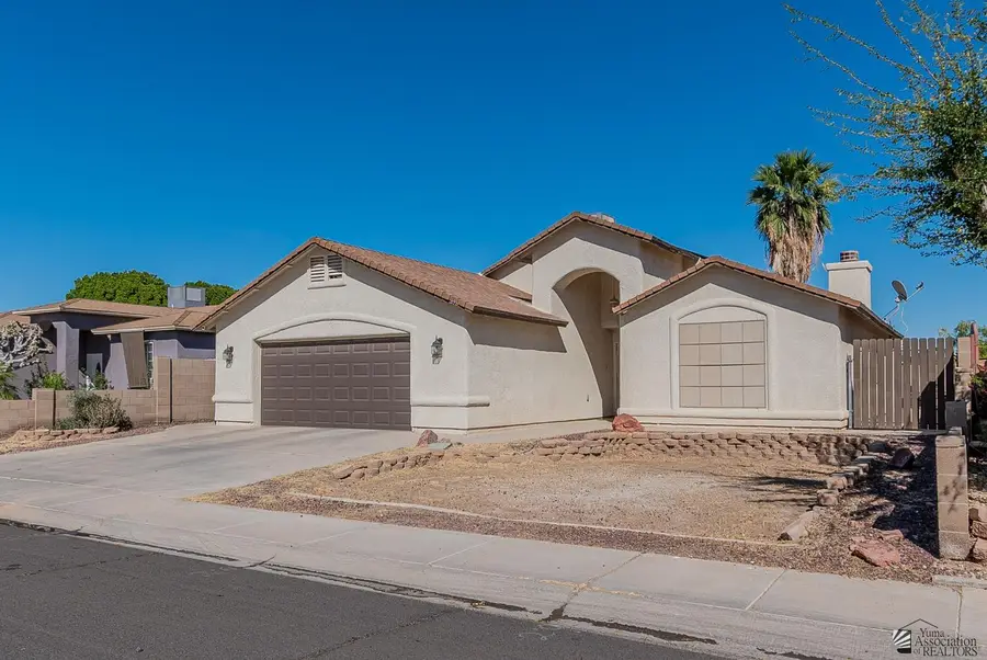 696 S DALTON AVE, Somerton, AZ 85349 - #2