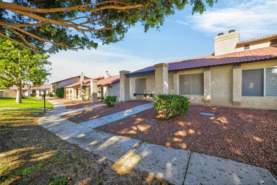 2045 S 14 AVE, Yuma, AZ 85364 - #3