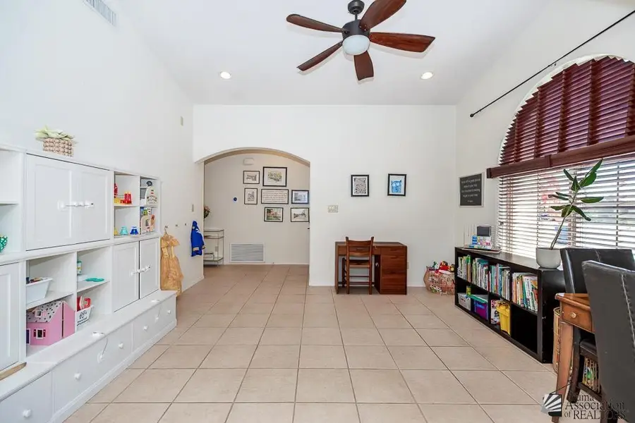 10292 S GALAXY AVE, Yuma, AZ 85367 - #3