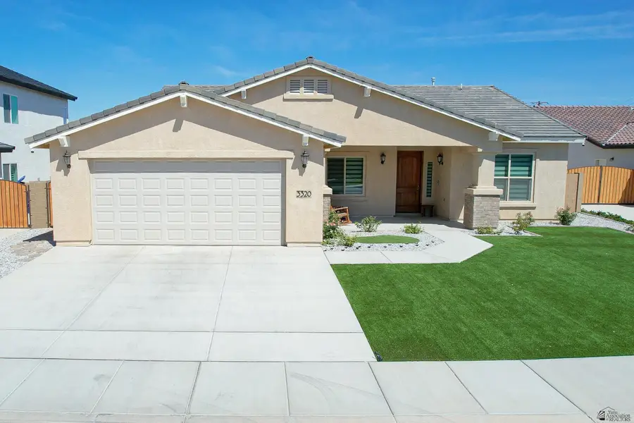 3320 W 36 ST, Yuma, AZ 85365 - #2