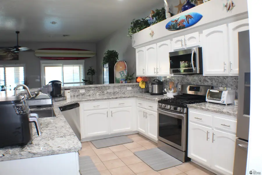 10739 E 39 ST, Yuma, AZ 85365 - #2