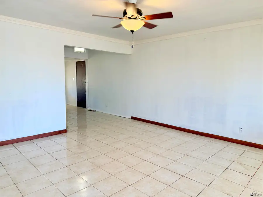 913 E 24 PL, Yuma, AZ 85365 - #2