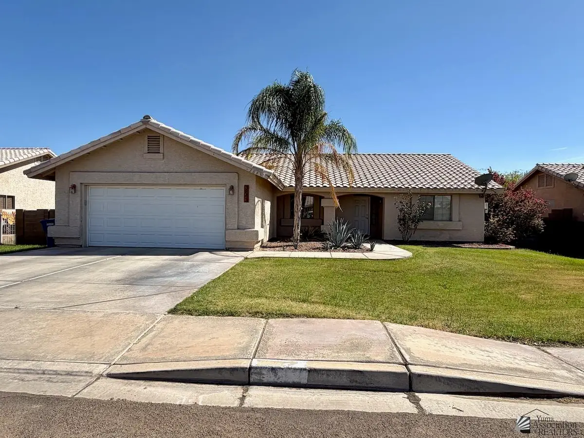 3843 W 20 LN, Yuma, AZ 85364 - #1