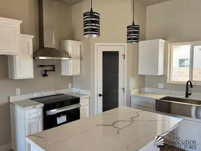 575 E 12 PL, Somerton, AZ 85350 - #3