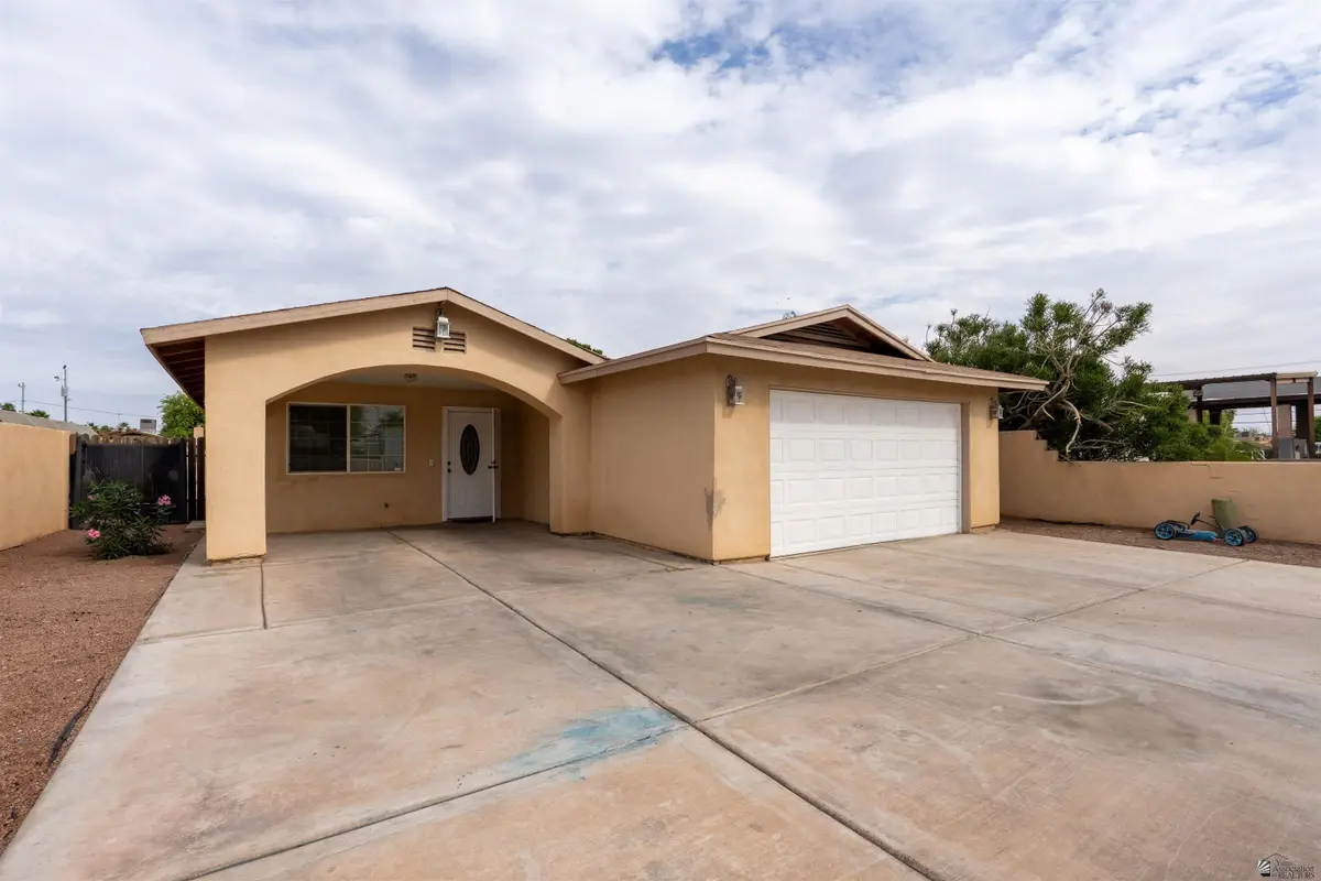 739 S 20 AVE, Yuma, AZ 85364 - #1