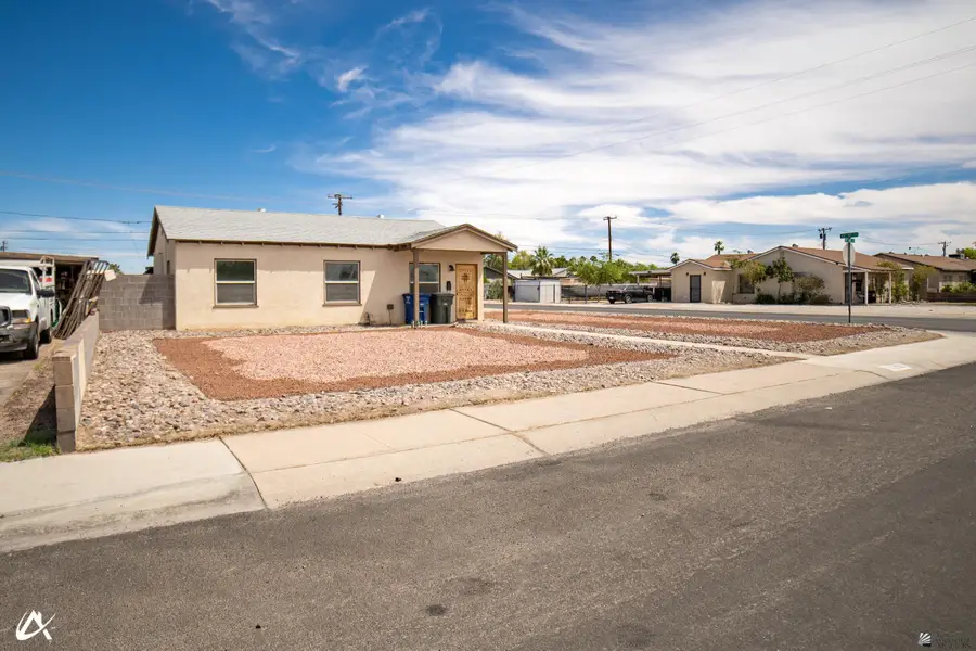1439 S 10 AVE, Yuma, AZ 85364 - #2