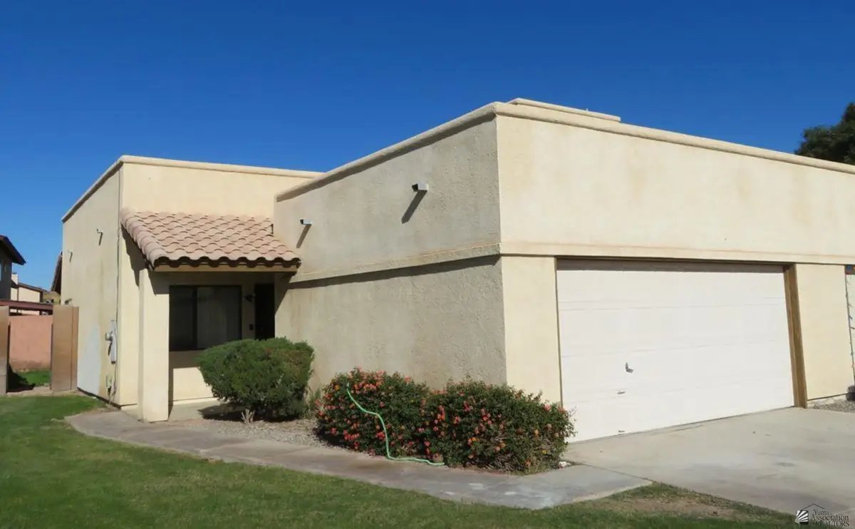 2190 E 27 LN, Yuma, AZ 85365 - #1