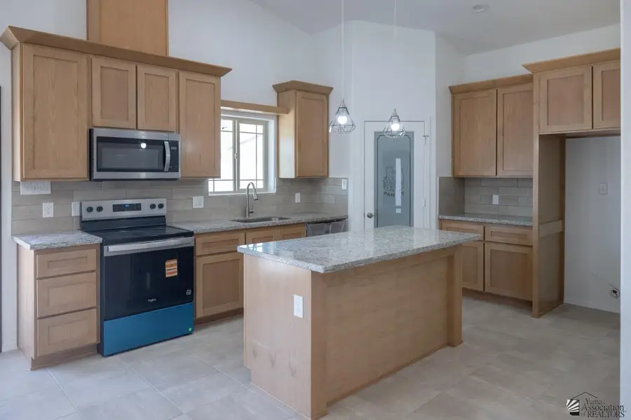 10828 E 45 St, Yuma, AZ 85367 - #3