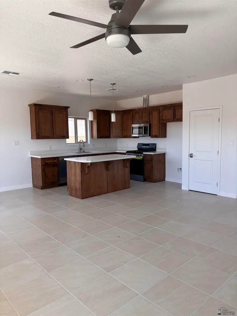 3534 S OSTRICH DR, Yuma, AZ 85365 - #2