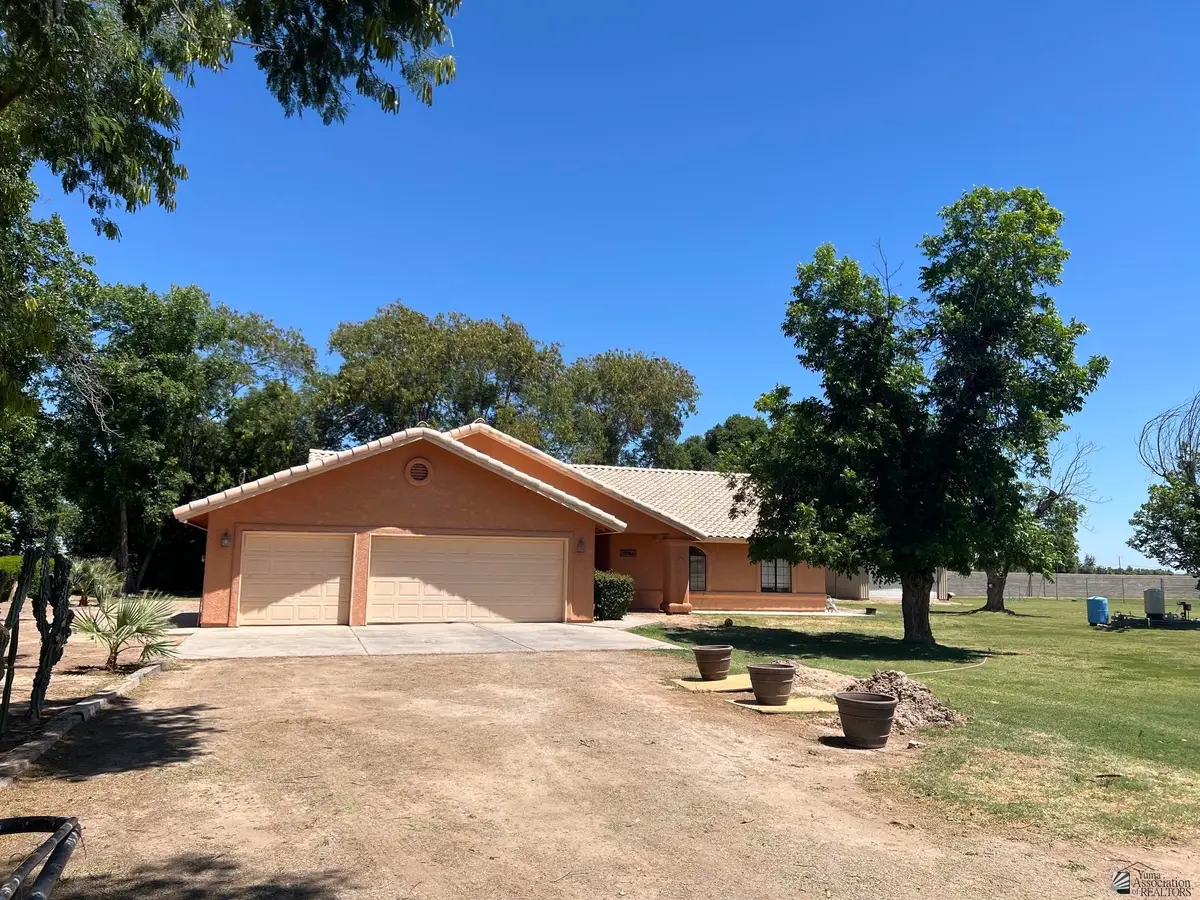 4242 W COUNTY 15 ST, Somerton, AZ 85350 - #1