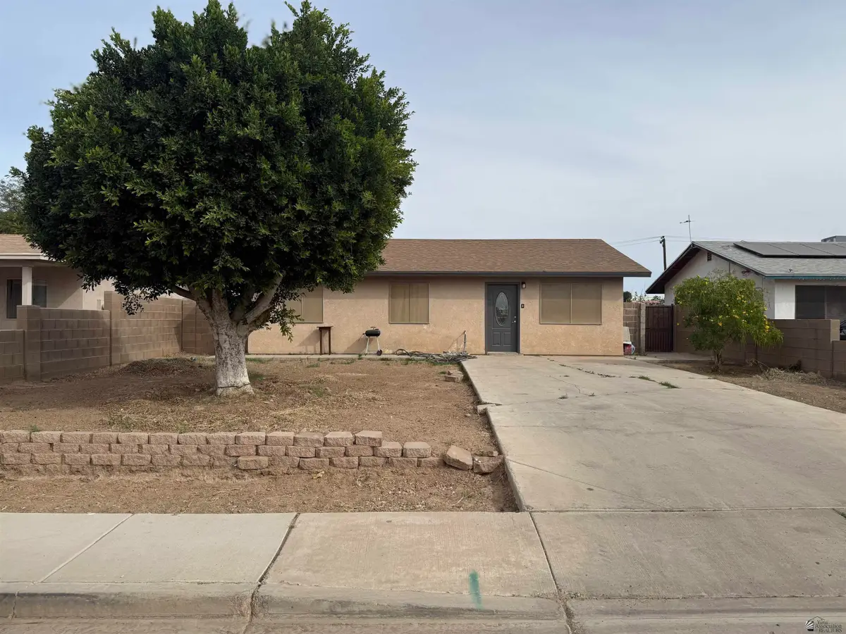 745 N GLADIOLA DR, San Luis, AZ 85349 - #1