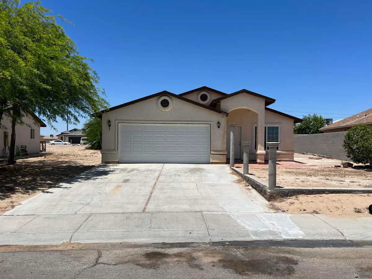 2084 E BLACK ST, San Luis, AZ 85336 - #1