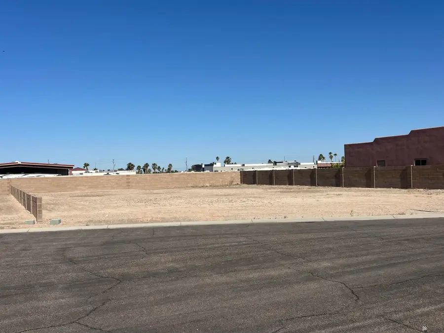 11472 S GUADALUPE DR, Yuma, AZ 85367 - #3