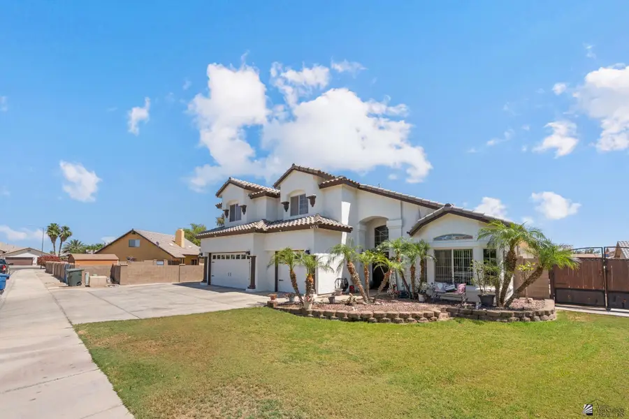 4305 W 22 LN, Yuma, AZ 85364 - #2