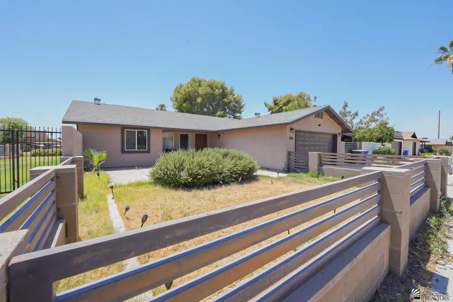 3215 W LONDON DR, Yuma, AZ 85364 - #2