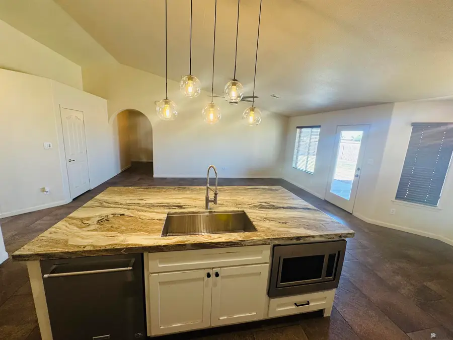 2244 S 43 DR, Yuma, AZ 85364 - #2