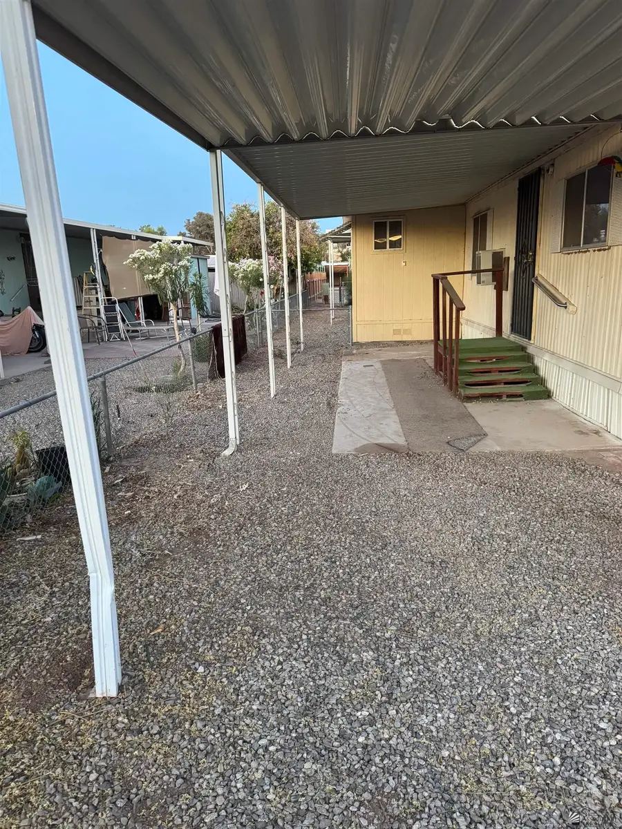 1169 S 20 AVE, Yuma, AZ 85364 - #2