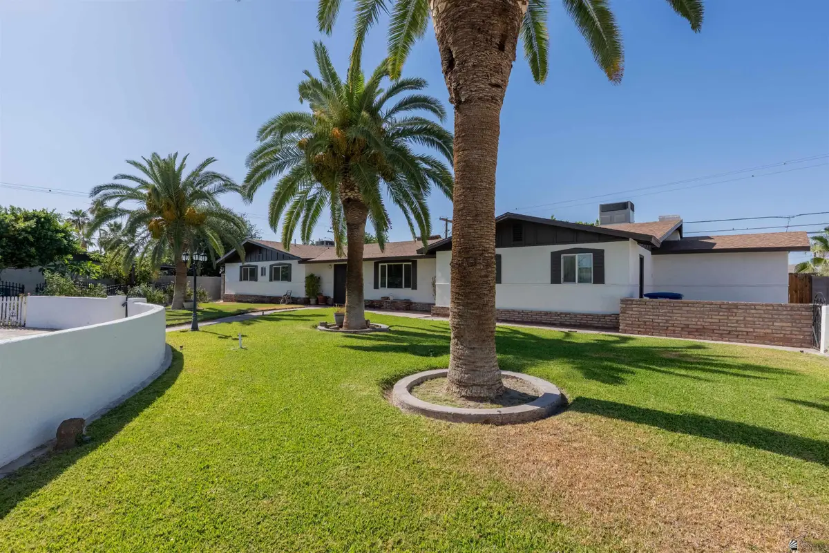 210 E 26 PL, Yuma, AZ 85364 - #1
