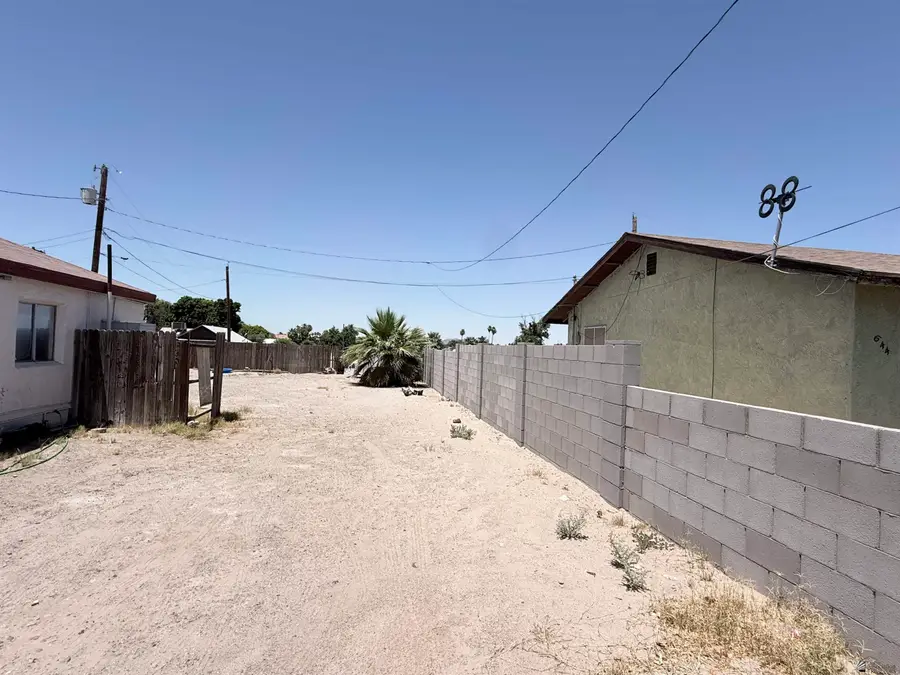 650 S 13 AVE, Yuma, AZ 85364 - #3