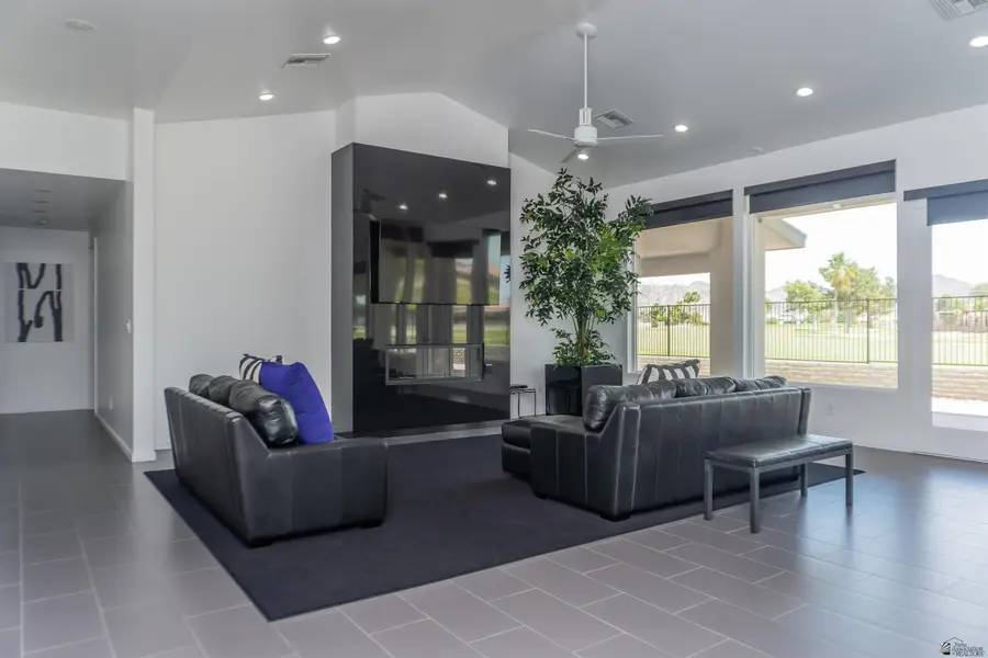 10211 S DEL VALLE, Yuma, AZ 85367 - #3
