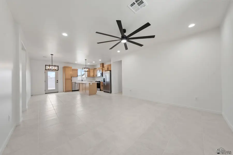 10642 E 45 ST, Yuma, AZ 85367 - #3