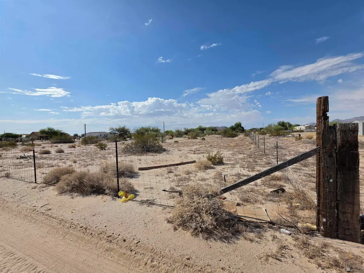 28222 E CECIL CIRCLE, Wellton, AZ 85356 - #1