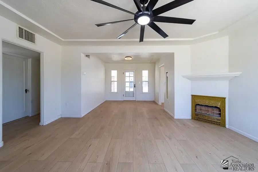 106 N 12 AVE, Yuma, AZ 85364 - #3