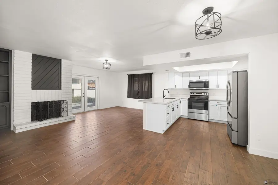 1252 S 42 AVE, Yuma, AZ 85364 - #2